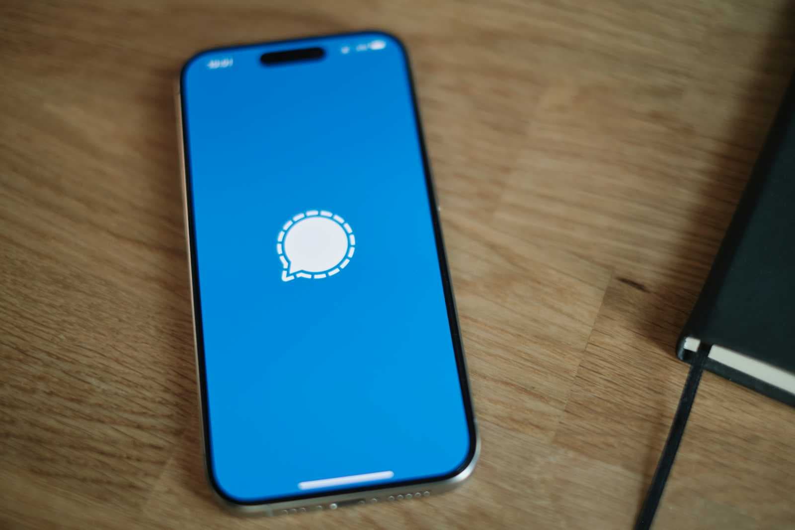 Why Signal Caught My Attention as an Open Source Project